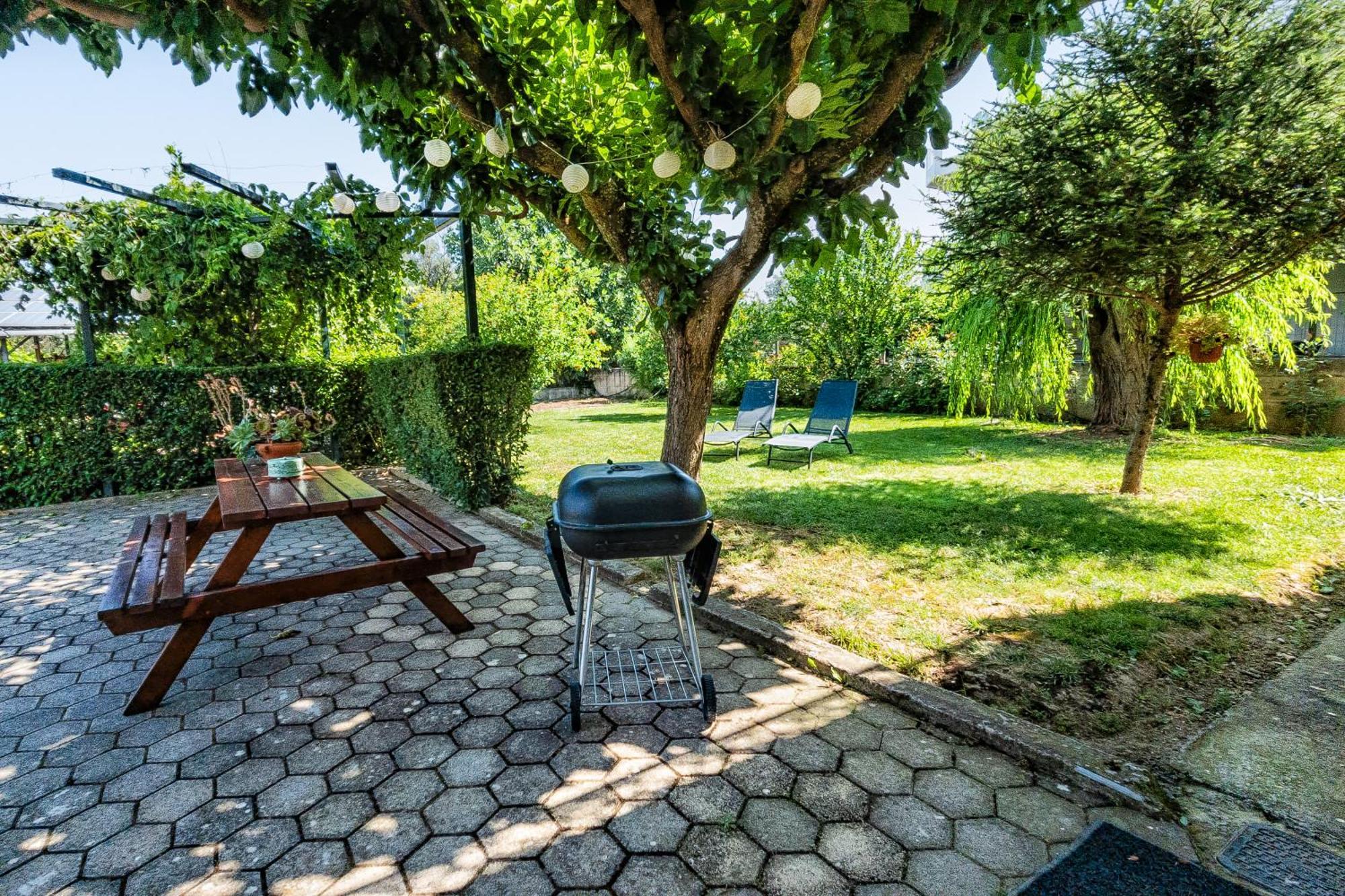 Emmy'S Guesthouse Sparta Dış mekan fotoğraf